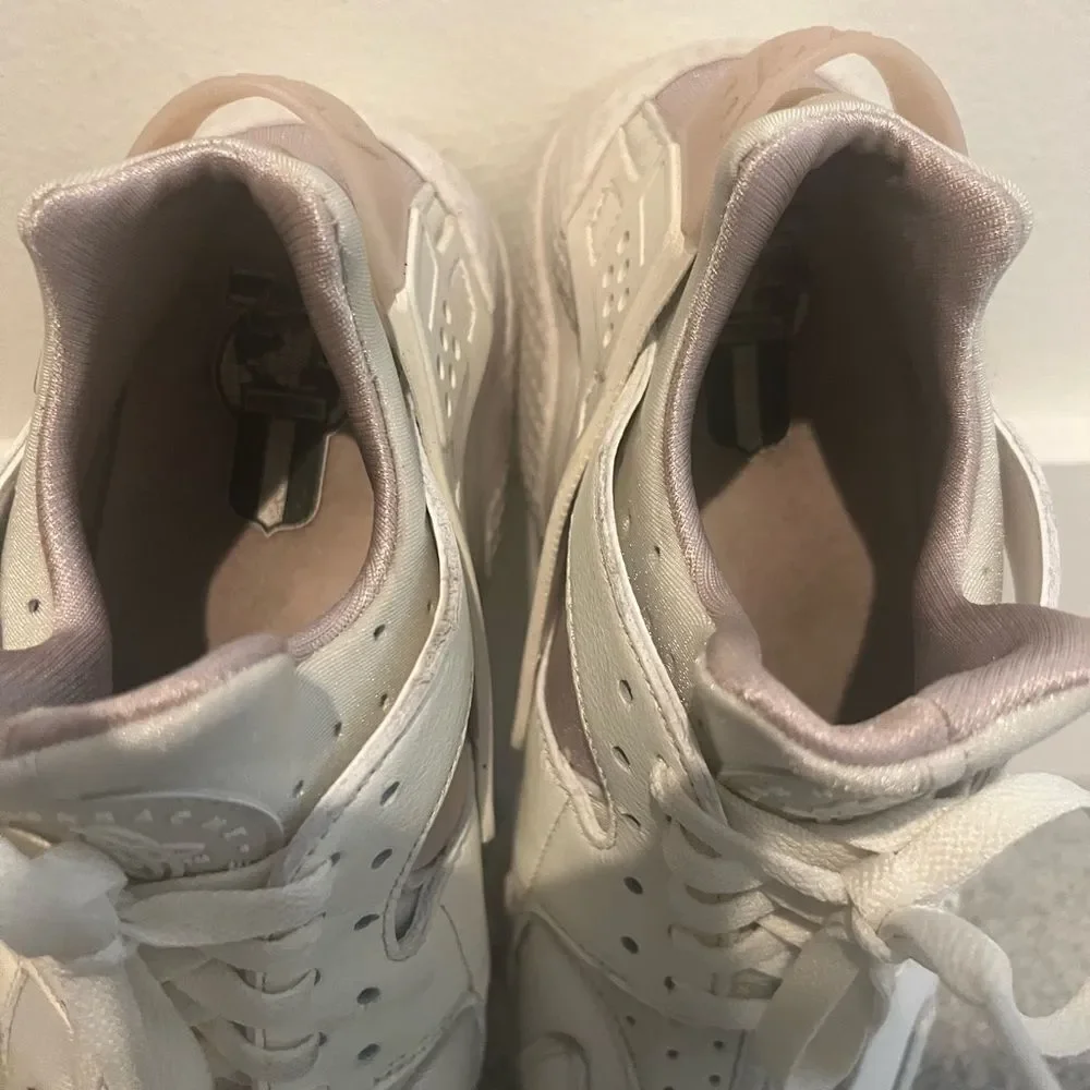 Nike Women's Air Huarache Shoes Sneakers Sail/Light Bone DH4439-104 US 10